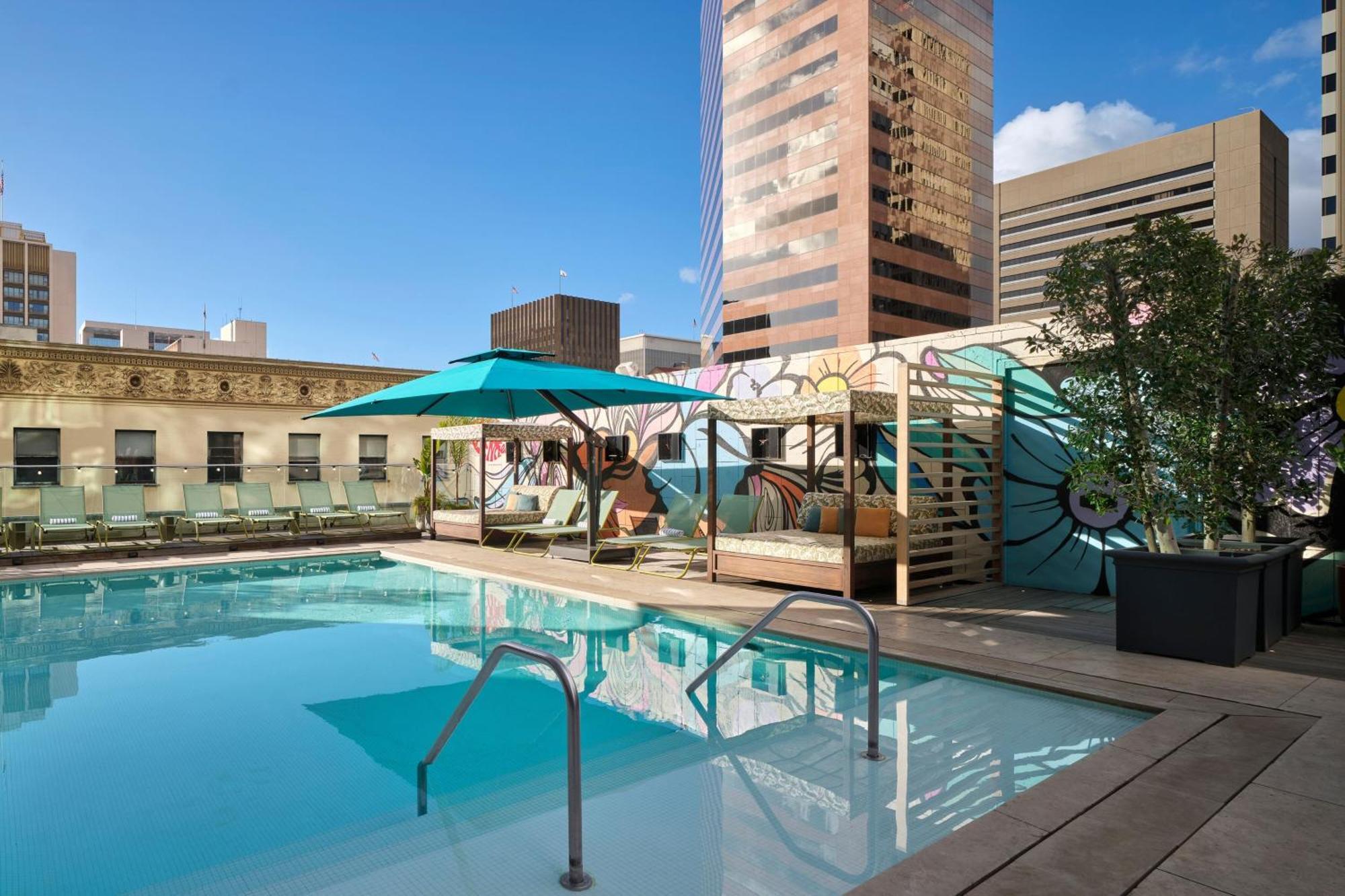 Alma Downtown, A Tribute Portfolio Hotel 4*